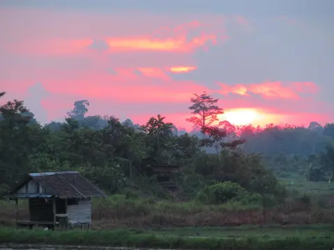 Pamandangan gumare' ari' ka' jembatan kubu/kerekng